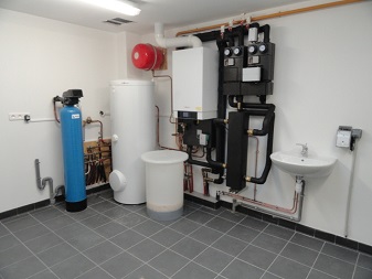 L&rsquo;Entretien de Votre Chauffe-eau à Paris : Quand et Pourquoi Faire Appel à un Pro