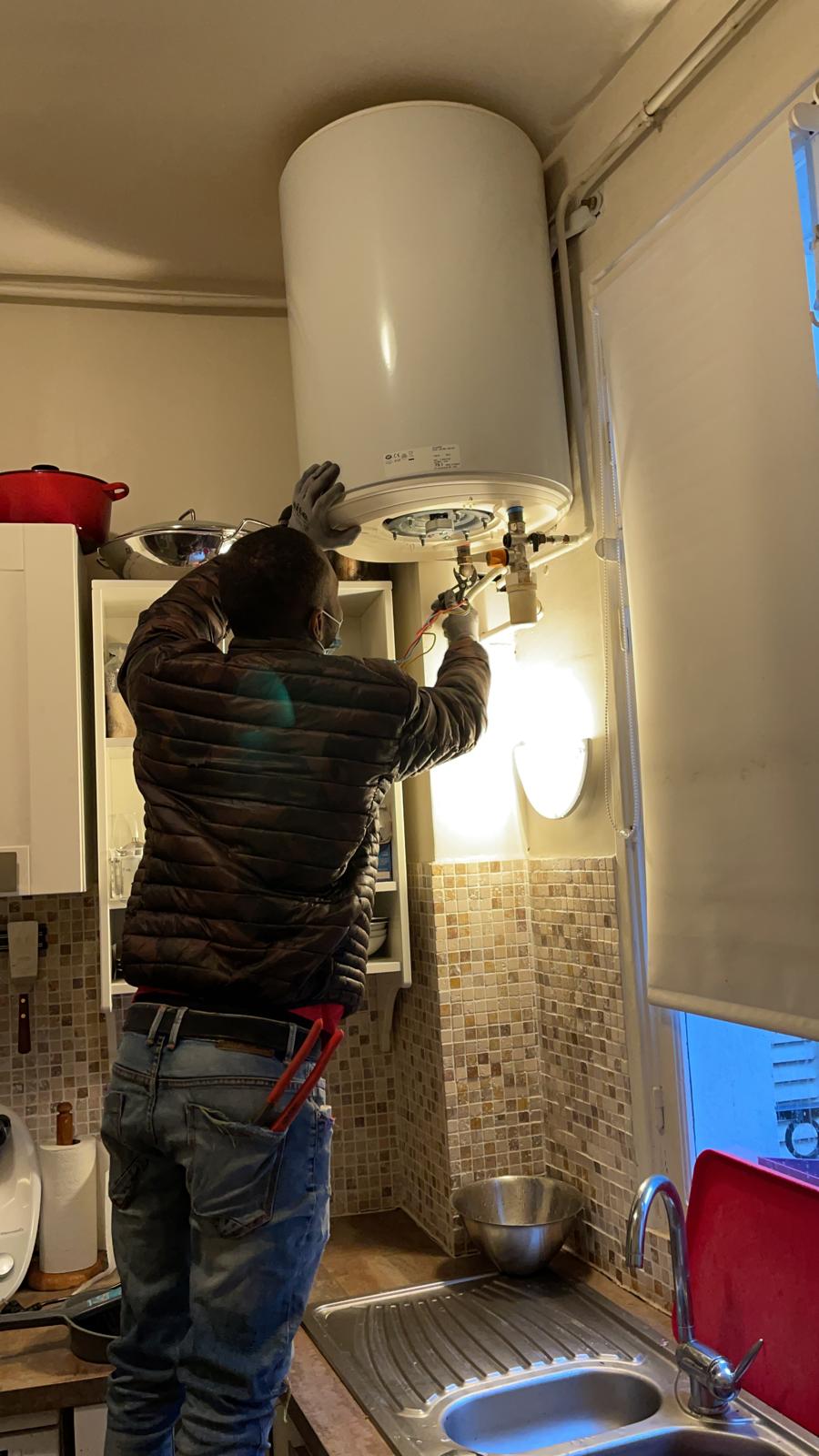 Plomberie à Paris : Coût Moyen d&rsquo;une Intervention pour Réparation